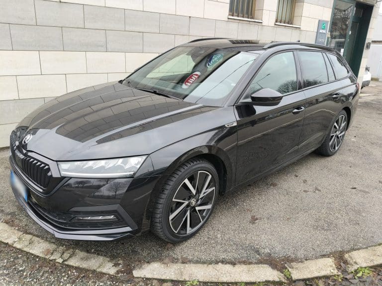 Skoda Octavia IV 2020 Wagon1.5 g-tec Sportline 130cv dsg