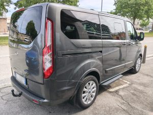 Ford Ford Tourneo Custom L1 8 POSTI 2.0 TDCI 110 KW foto 4